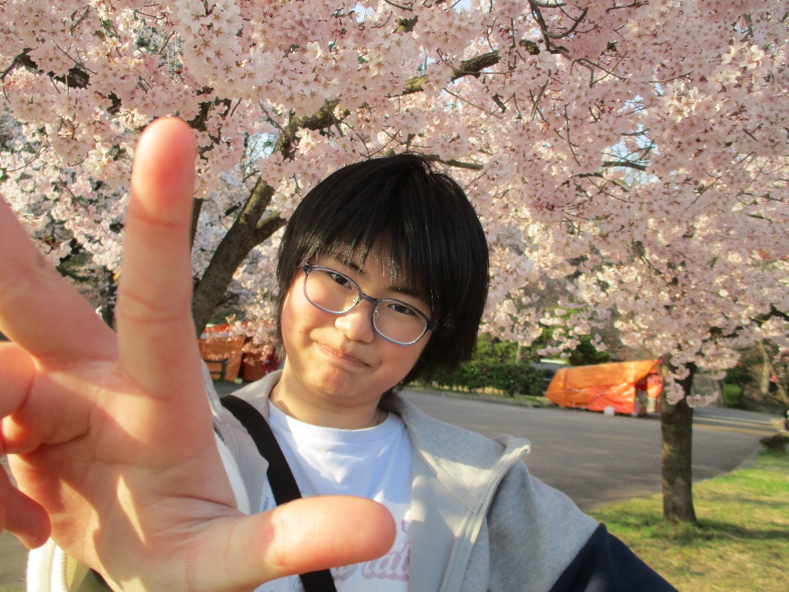 お花見外出～児童発達支援センター花りんご～